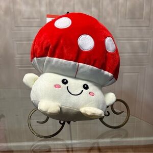 SMOOCHY PALS Mushroom  Soft Large Plushy Plush 9” Brand & Squeaker Clink…